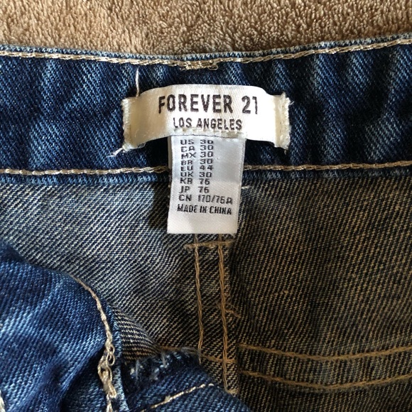 FOREVER 21 SHORTS - Picture 3 of 5